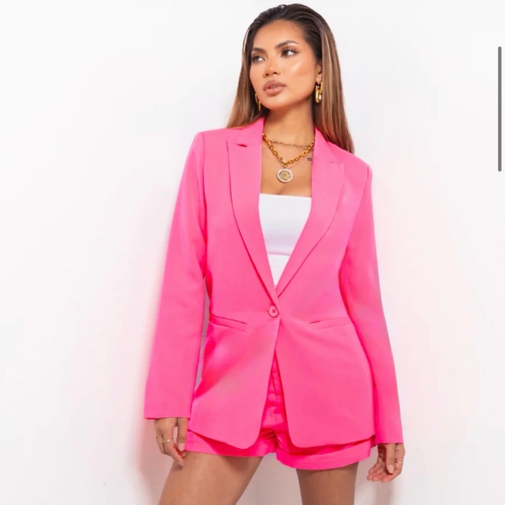 ENDLESS ROSE - (NWT) WOMEN’S HOT PINK BLAZER - SIZE
XS